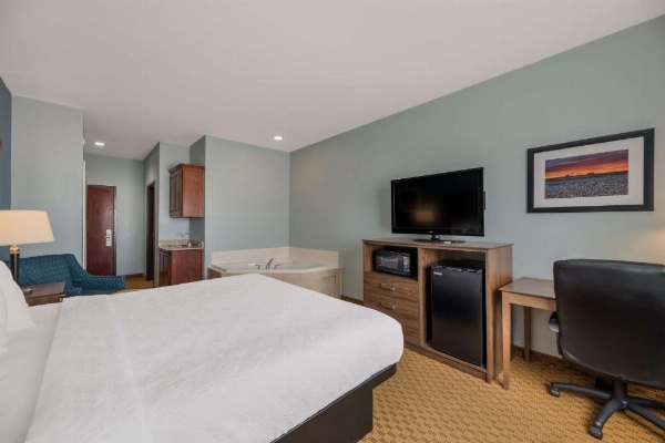 Best Western South Plains Inn & Suites image 23